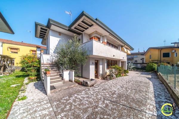 Villa, Azzano Decimo — foto 2 di 5