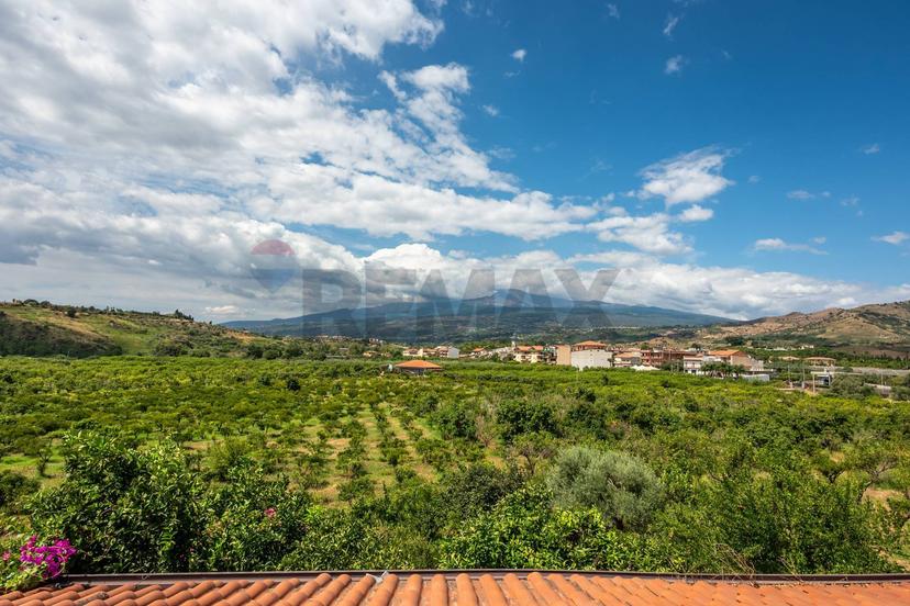 Villa, Calatabiano — foto 3 di 5