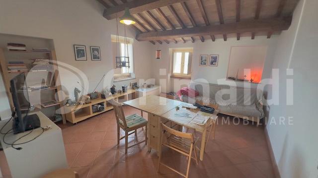 Appartamento in Piazza Cavour 1, Bettona — foto 3 di 5