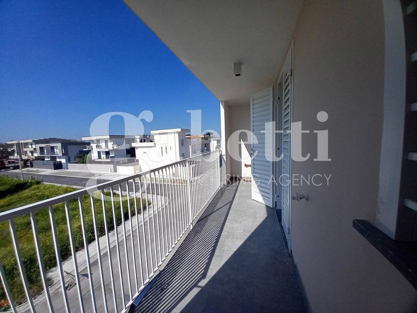 Villa a schiera in Via Madre Teresa di Calcutta 10, Parete — foto 4 di 5