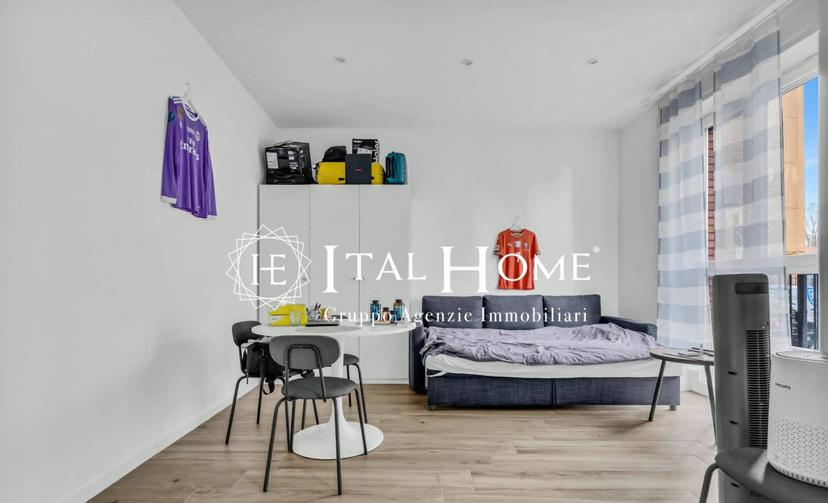 Monolocale in Via Ercole Ricotti, Milano