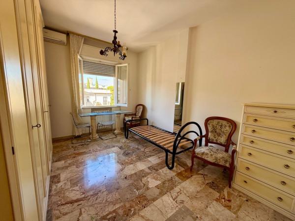 Quadrilocale in Viale Montebelluna 5, Rimini