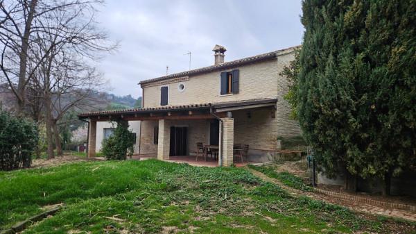 Casa colonica in Strada Nazionale Flaminia 124e, Fano — foto 2 di 5