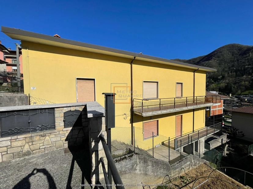 Villa, Ubiale Clanezzo — foto 2 di 5