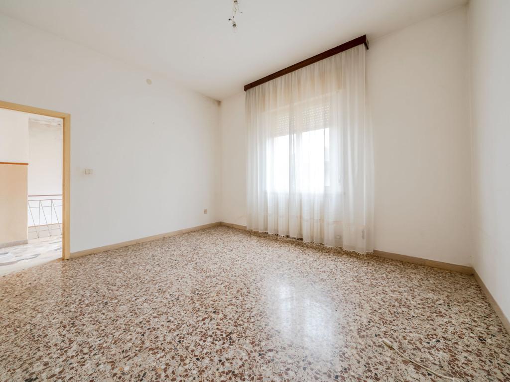 Quadrilocale in Via Tomba 32, Forlì