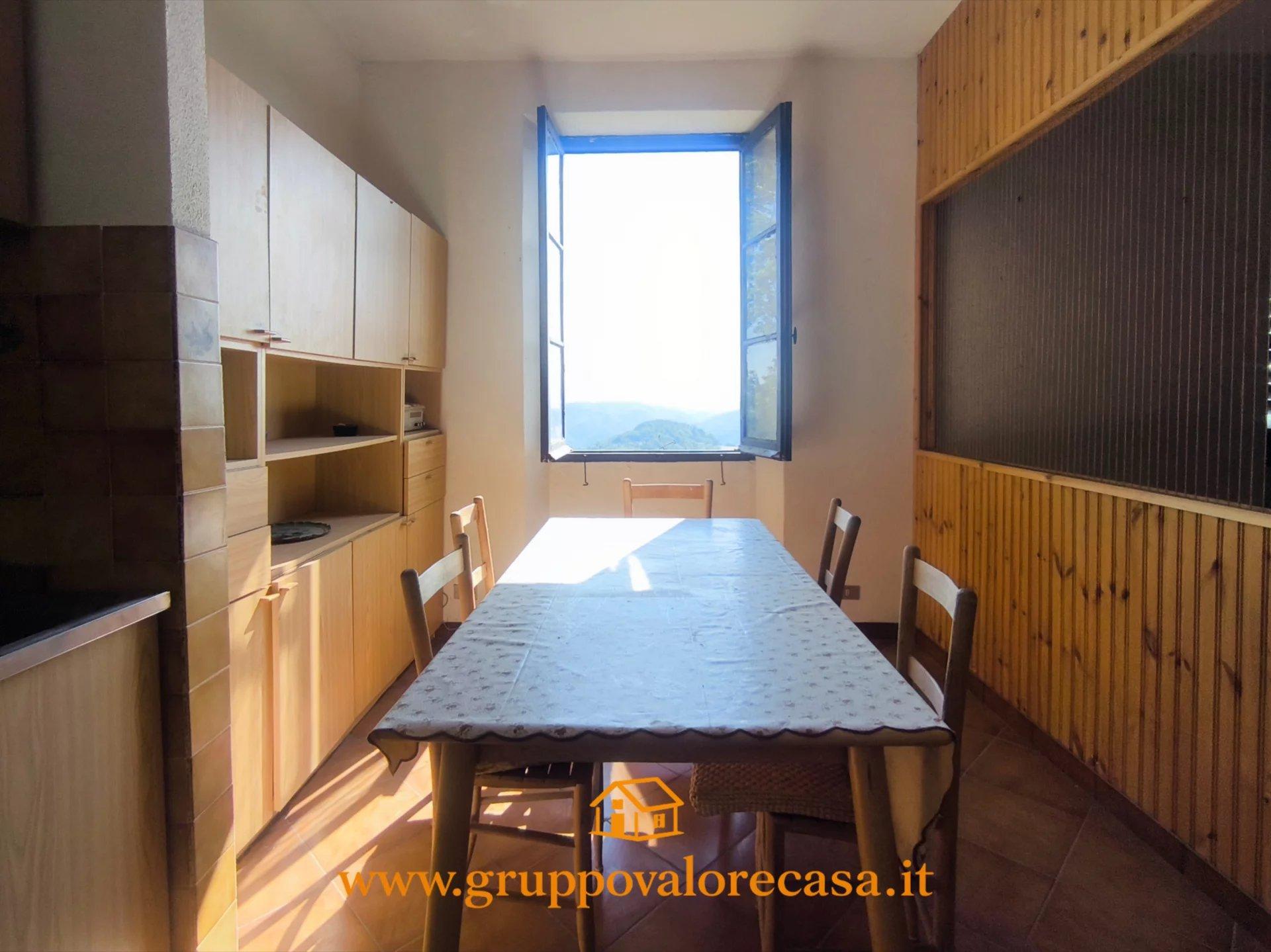 Trilocale, Ponzone
