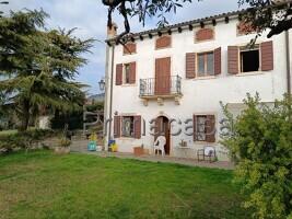 Villa a schiera in Via Castagnini 1, Tregnago — foto 2 di 5