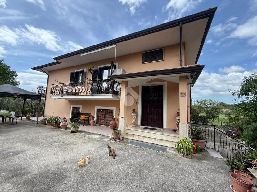 Villa in Via Sant'Angelo 152, Cassino — foto 2 di 5