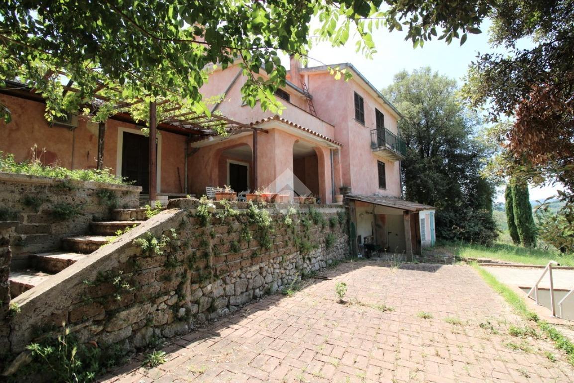Casa indipendente in Strada della Lavandara, Mompeo