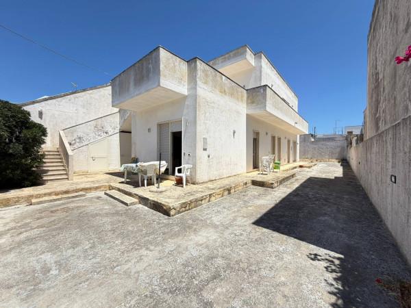 Villa in Via Palmiro Togliatti 47, Melendugno — foto 3 di 5