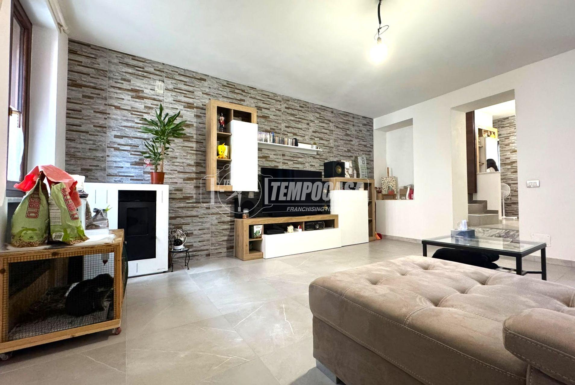 Casa indipendente in Via Carlo Casale 5/\\, Druento