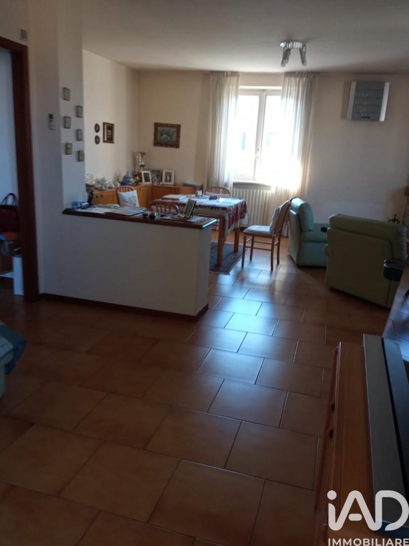 Villa in Via Camillo Benso Conte di Cavour 4, Linarolo — foto 3 di 5