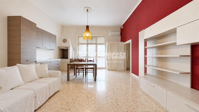 Casa indipendente in Via Donatello, Conversano — foto 3 di 5