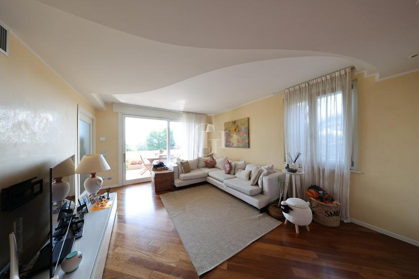 Quadrilocale, Desenzano del Garda — foto 3 di 5