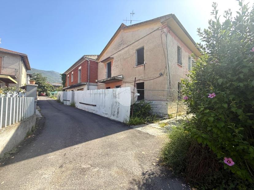 Villa in Via del Canarino 20, Terni