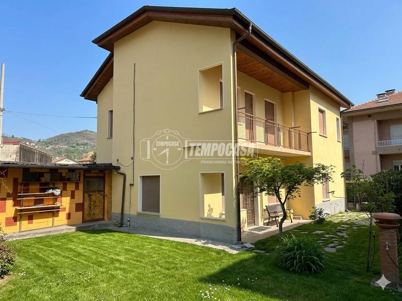 Villa a schiera in Via Felice Coppa, Biella — foto 4 di 5