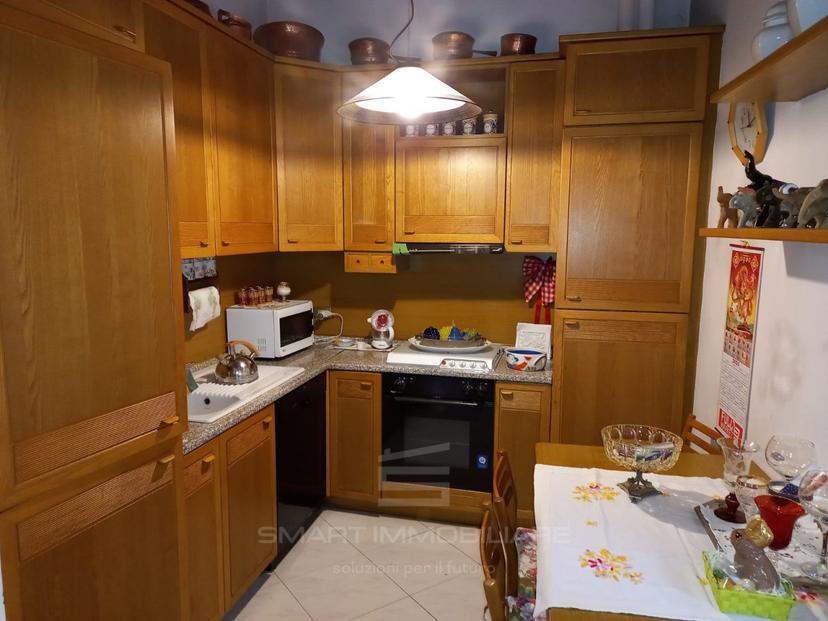 Appartamento in Via Barzoni, Lonato del Garda — foto 3 di 3