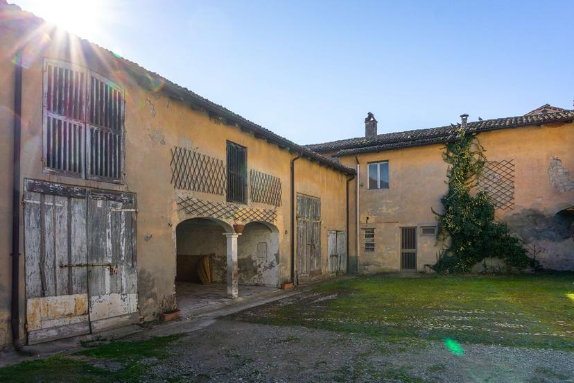 Casa indipendente in Piazza Caduti 19, San Giorgio Piacentino — foto 2 di 5