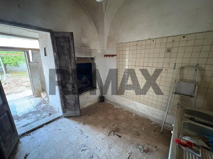 Casa indipendente in Via Giosue Carducci 15, San Pietro Vernotico — foto 4 di 5