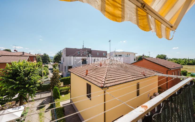 Trilocale in Via Fratelli Bandiera 15, Castenaso — foto 2 di 5