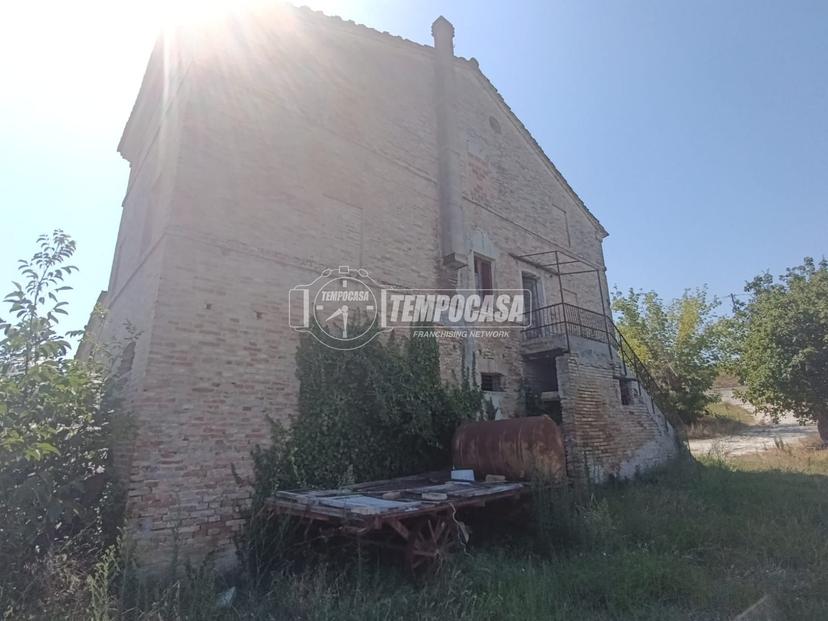 Casa indipendente, Ostra — foto 2 di 5