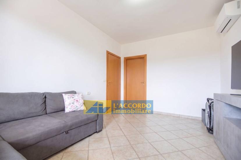 Appartamento in Via Pignatelli, Cepagatti — foto 2 di 5