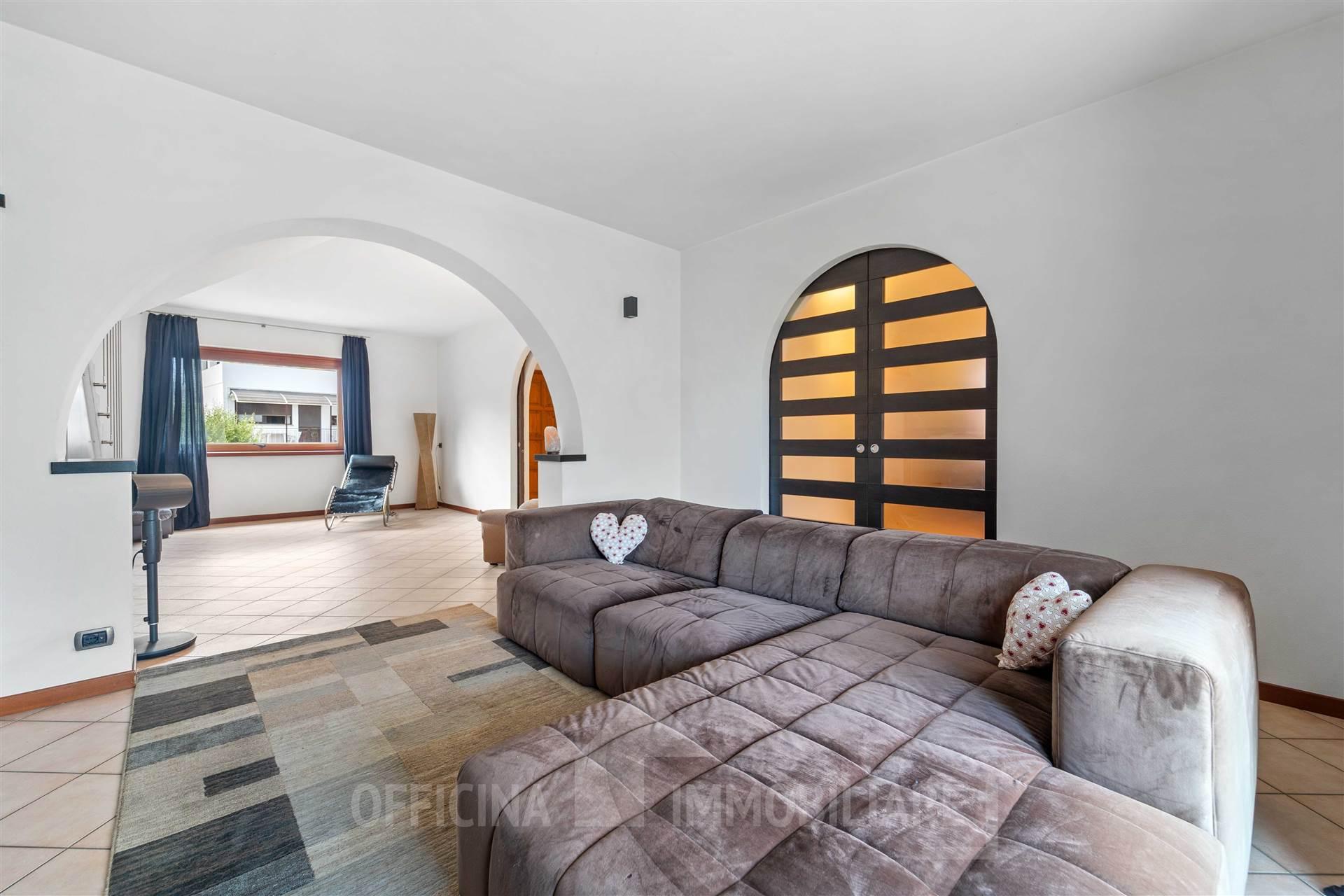 Villa in Via Statale, Dongo