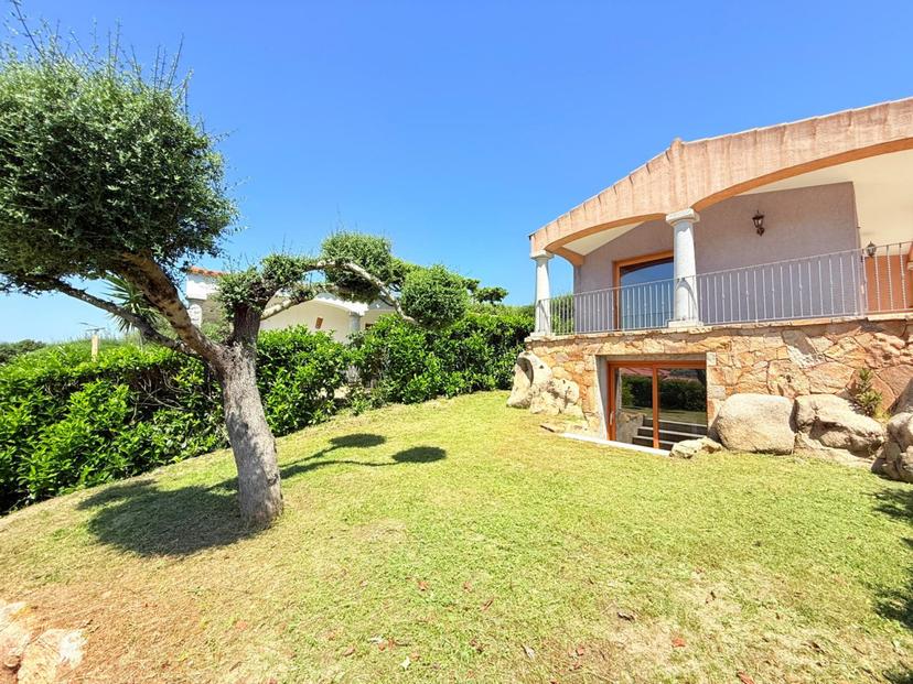Villa in Via Guido Cavalcanti, Loiri Porto San Paolo — foto 4 di 5