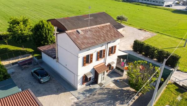 Villa, Moglia — foto 5 di 5