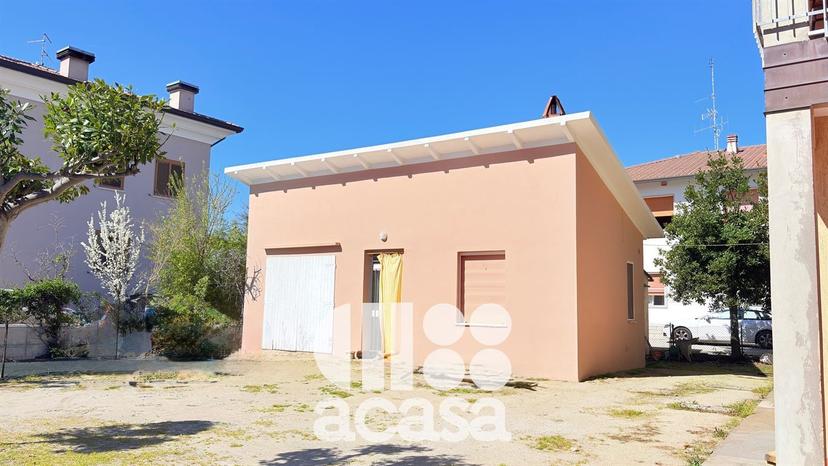 Casa indipendente in Via Eulero, Cesenatico — foto 3 di 5