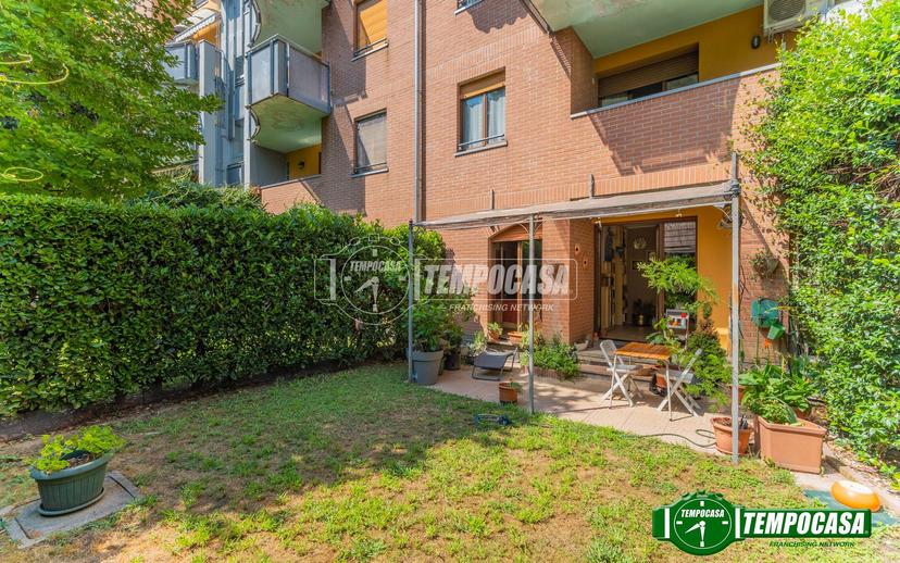 Quadrilocale in Via Vincenzo Attimo 8, Bollate