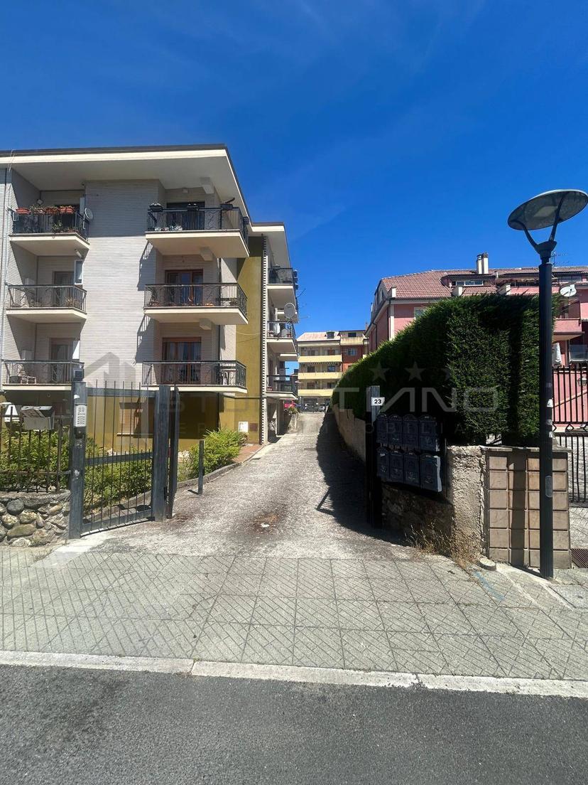 Bilocale in Via Puccini 23, Castrolibero — foto 5 di 5