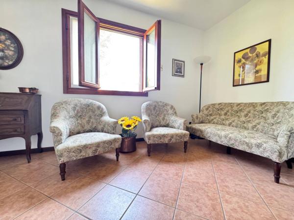 Villa in Viale Giuseppe Verdi 23, Godiasco Salice Terme — foto 2 di 5