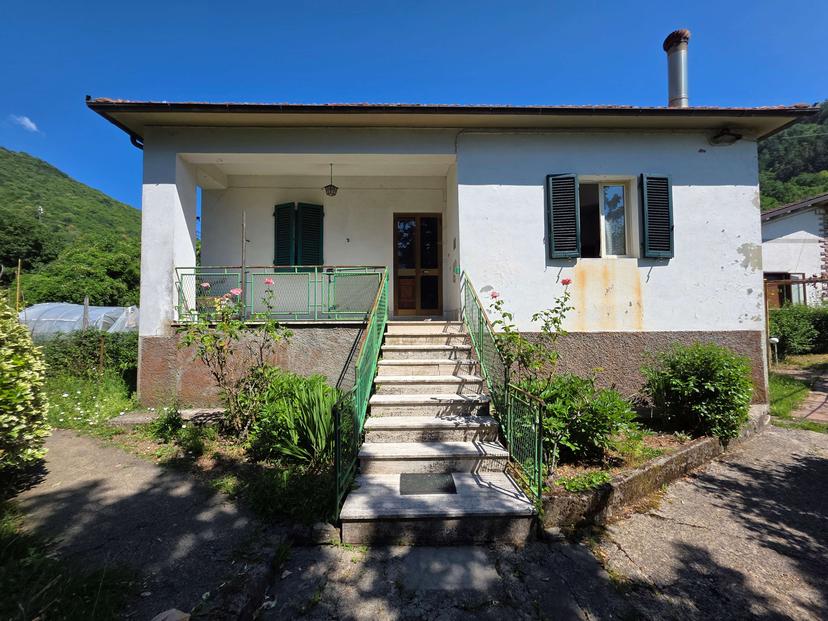 Villa unifamiliare in Via Vandelli 32, Vagli Sotto — foto 4 di 5