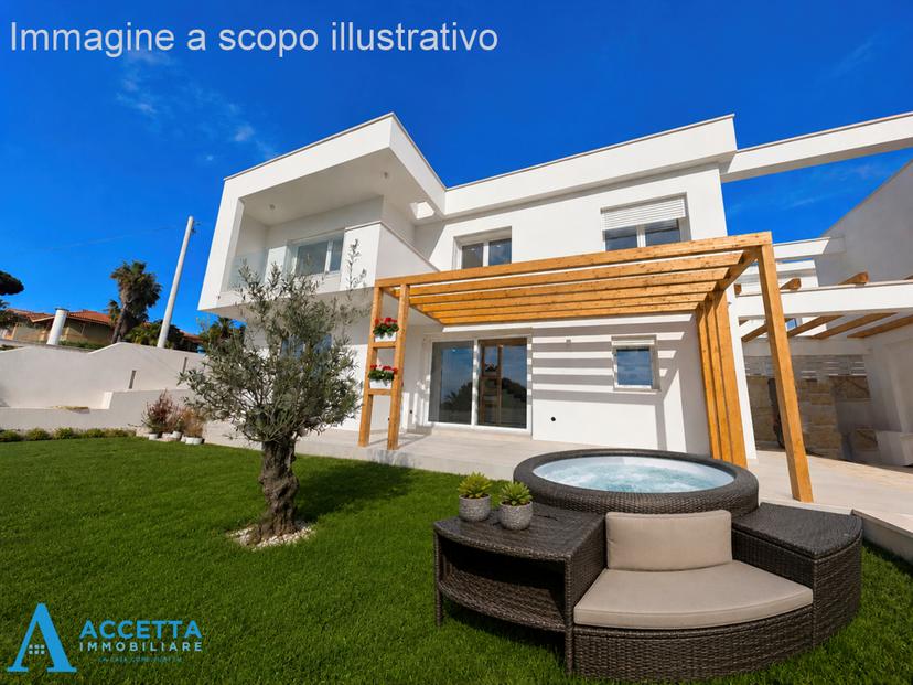 Villa in Via Azalee, Taranto — foto 4 di 5