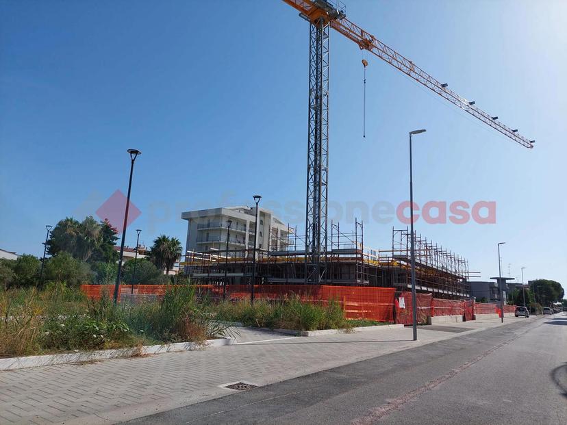 Quadrilocale in Via Gorizia Snc, Alba Adriatica — foto 3 di 5