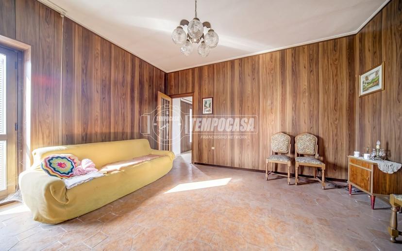 Casa indipendente in Via Trento, Ferno — foto 5 di 5
