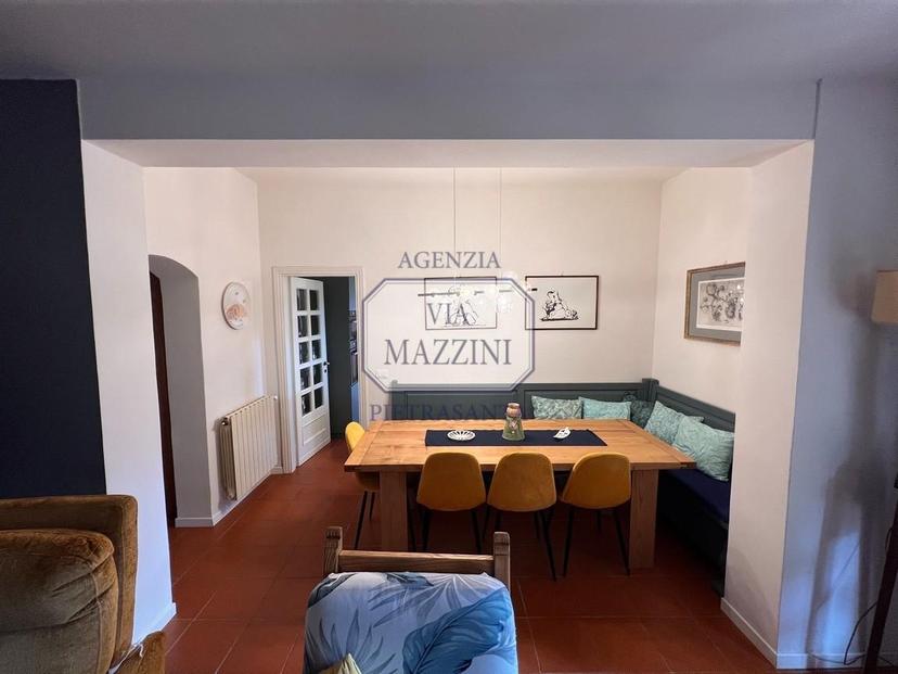 Villa bifamiliare in Ia della Fonda 8, Pietrasanta