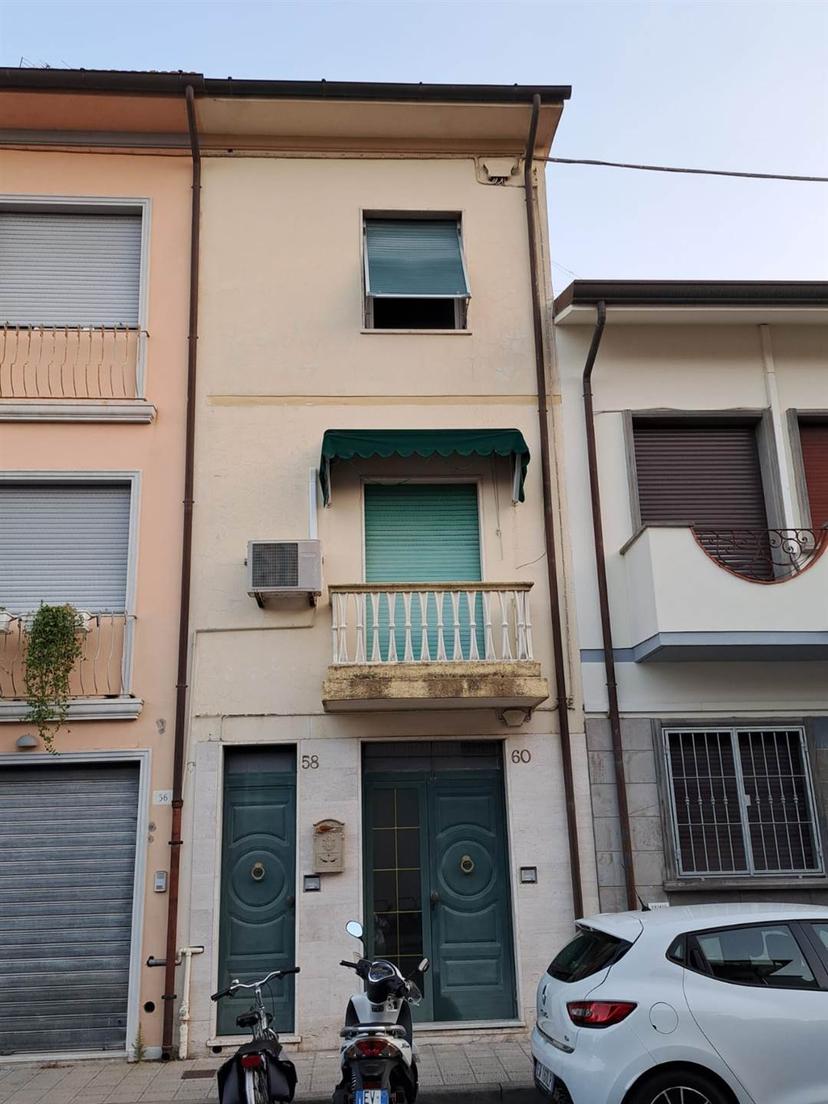 Terratetto in Via Giulio Cesare, Viareggio — foto 2 di 5