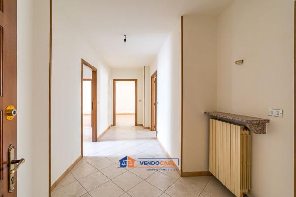 Appartamento in Via Saluzzo 14, Dronero — foto 3 di 5