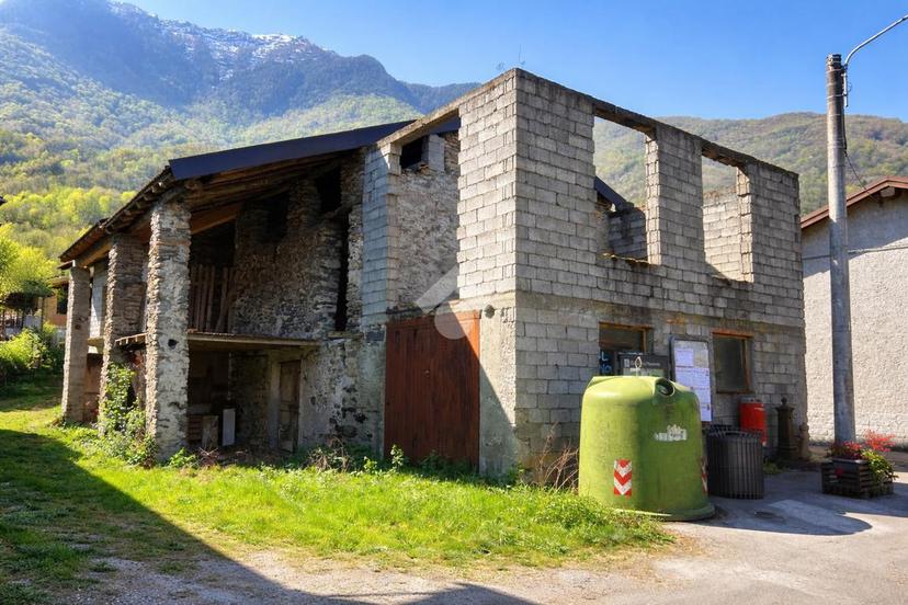 Rustico in Via Vittorio Emanuele 2, Piantedo — foto 2 di 5