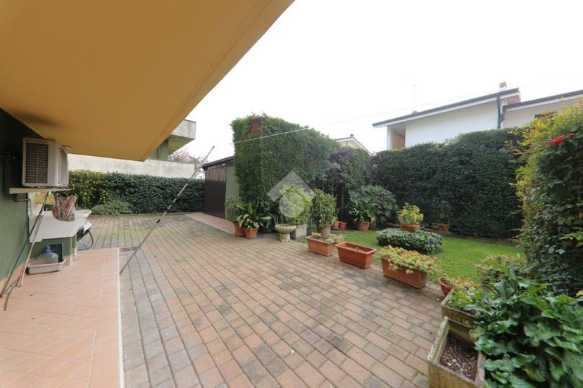 Villa in Via Unione Europea 22, Marmirolo — foto 4 di 5
