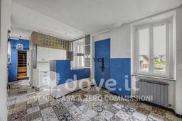 Trilocale in Via Garibaldi 14, Porto Ceresio