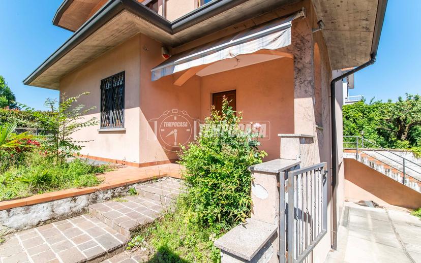 Villa in Via Alfonso Lamarmora 42, Gorla Minore — foto 3 di 5