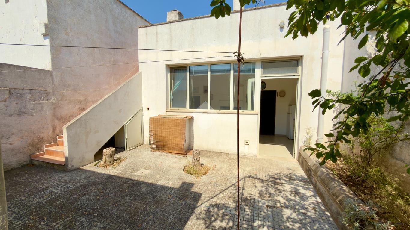 Casa indipendente in Via Montano, Salve