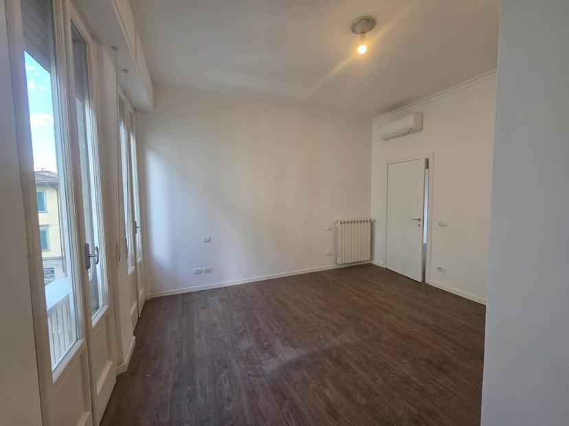 Quadrilocale in Via Orcagna, Firenze