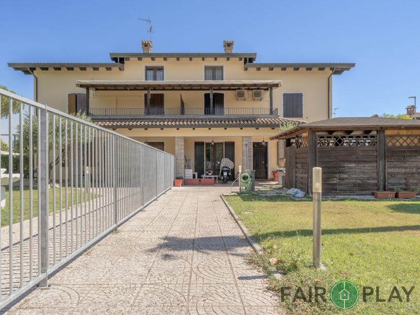 Terratetto plurifamiliare in Via Vicolo Vecchio 2, Ravenna