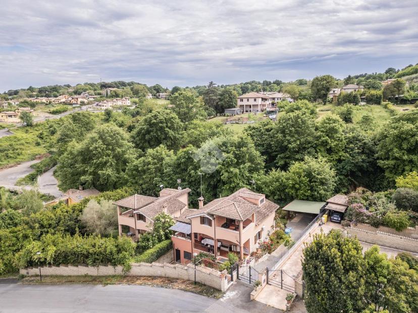 Villa in Via Olmata Tre Cancelli 28, Bracciano — foto 3 di 5