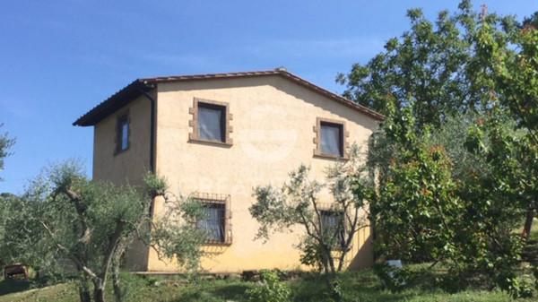 Casale in Localita' Pod. Giglio, Radicondoli