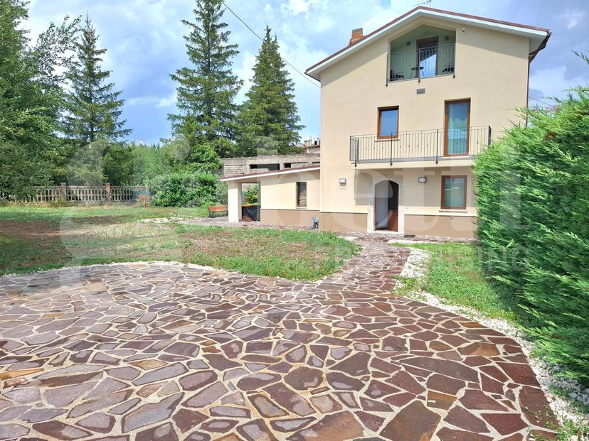 Villa in Via delle Cese Snc, Rocca di Mezzo — foto 5 di 5
